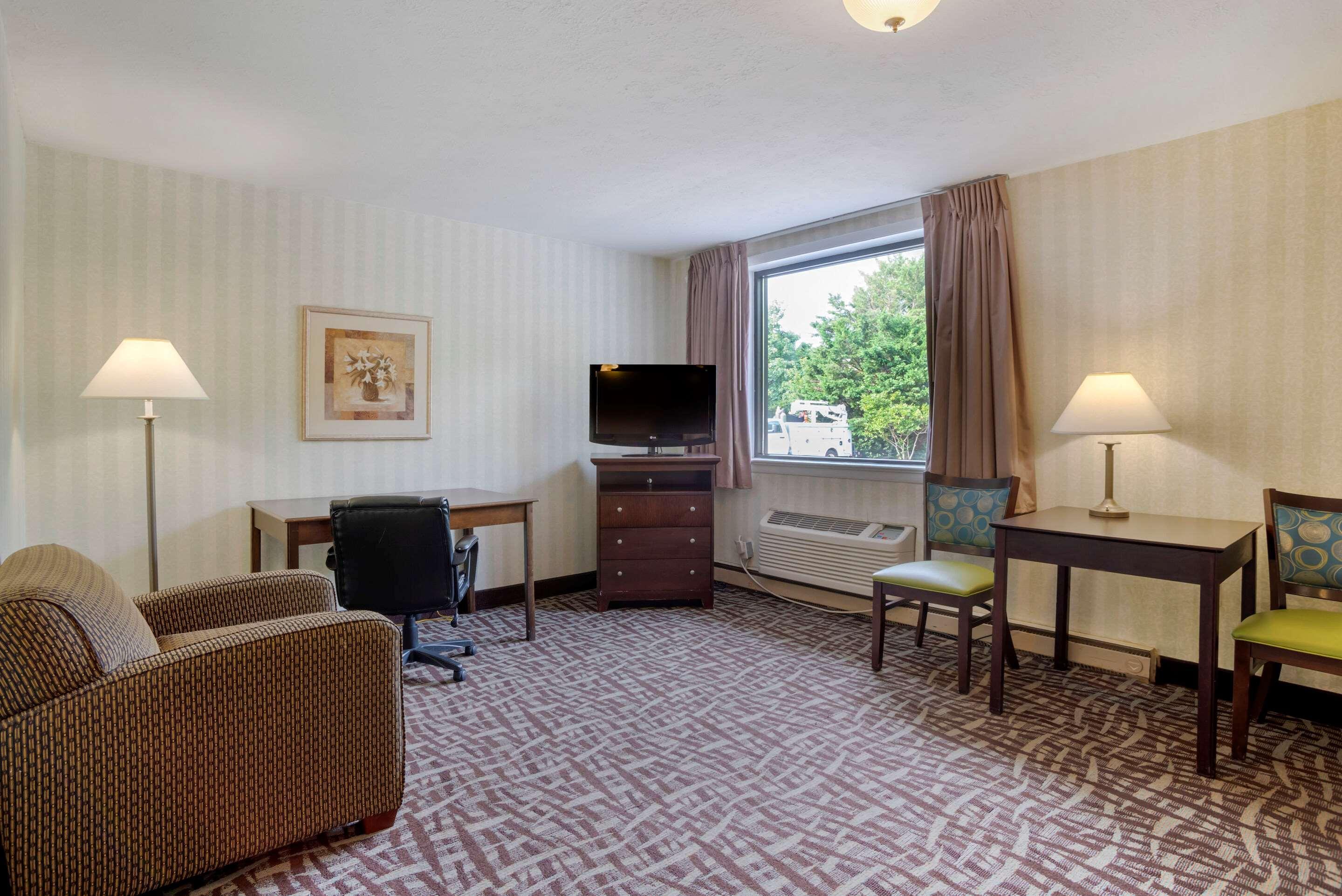 Quality Inn Fredericksburg Near Historic Downtown Exteriér fotografie